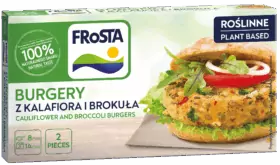 Egy doboz FRoSTA növényi alapú karfiol- és brokkoliburger, amely zöldségek, hagyma, paradicsom és zsemle zöldségpogácsákat mutat. Két darab van benne.