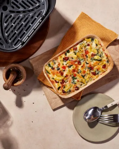 PENNE TÉSZTA, KRÉMES, SPENÓTOS SZÓSSZAL PARADICSOMMAL ÉS GORGONZOLA SAJTTAL